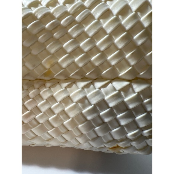 Ah.dorned Elegant Cream Woven Tote Bag - Picture 10 of 14